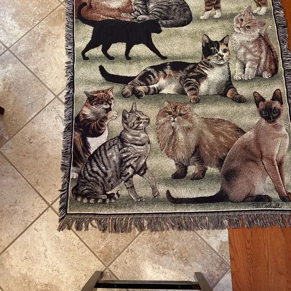Cat-Themed Tapestry Throw - Picture 3 of 7